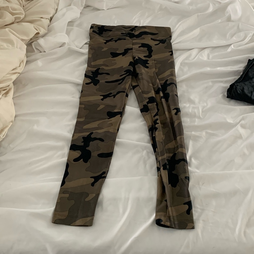 Koral camo leggings